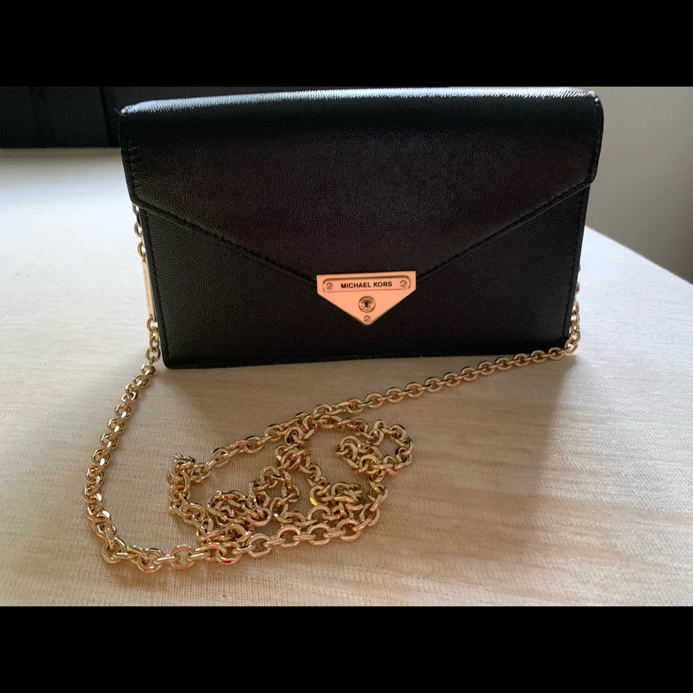 Michael kors black and gold crossbody